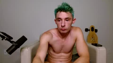 Snapshot of bananacurvesleft chatting on July 18, 2026, 1:32 am bananacurvesleft online show from July 18, 2026, 1:32 am