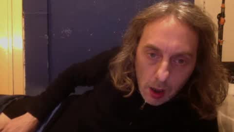 bangintoleather online show from December 2, 2024, 1:47 am