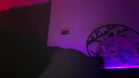 charliejones online show from November 22, 2025, 7:35 pm