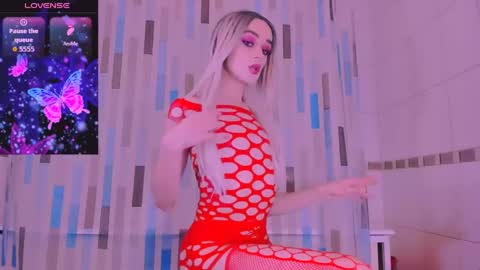 Barbara Blossom online show from April 18, 2026, 11:03 am