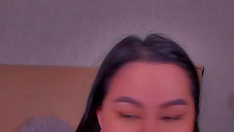 Barbie Kim online show from December 8, 2024, 6:33 am