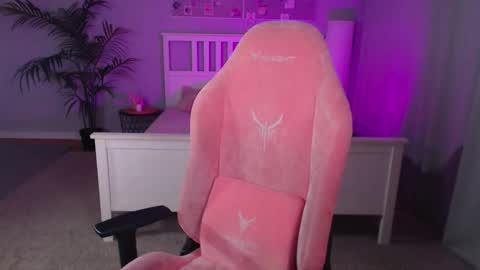 Barb online show from October 16, 2025, 2:07 pm