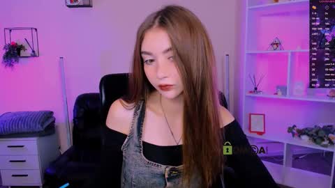 barbara_crazy online show from November 18, 2025, 10:09 am