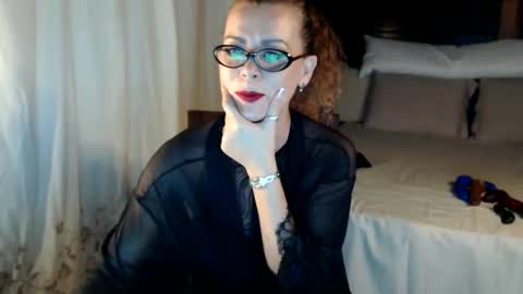 Snapshot of barbaradominatrix chatting on May 24, 2026, 5:18 pm BARBARA DOMME online show from May 24, 2026, 5:18 pm