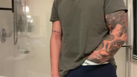 Barbic online show from November 30, 2025, 4:38 am