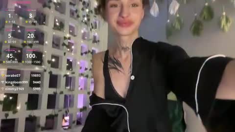 Snapshot of barbie_bi chatting on January 23, 2025, 2:17 pm My name is Molly. Please say hello I like talking to you. If you have any wishes or obscene desires please use the tip menu online show from January 23, 2025, 2:17 pm