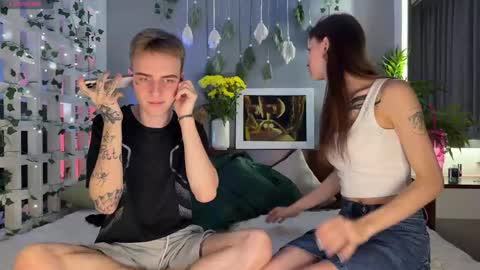 Snapshot of barbie_bi chatting on February 14, 2025, 2:54 pm My name is Molly. Please say hello I like talking to you. If you have any wishes or obscene desires please use the tip menu online show from February 14, 2025, 2:54 pm