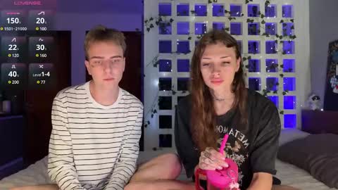 Snapshot of barbie_bi chatting on February 27, 2025, 9:25 pm My name is Molly. Please say hello I like talking to you. If you have any wishes or obscene desires please use the tip menu online show from February 27, 2025, 9:25 pm