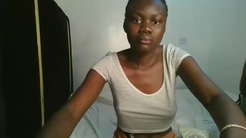 queen online show from September 16, 2025, 3:46 pm