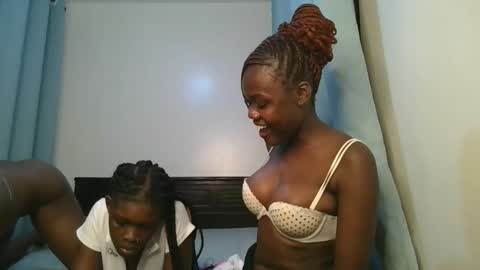 queen online show from November 21, 2025, 11:47 pm