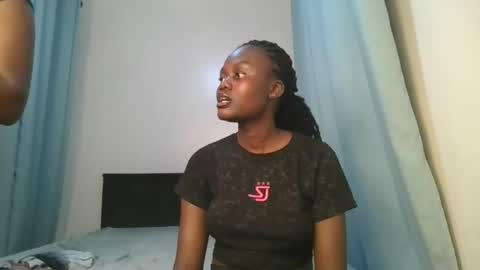 queen online show from January 5, 2026, 8:23 pm