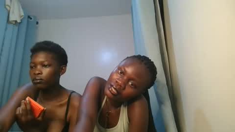 Snapshot of barbie_queen2 chatting on March 25, 2026, 11:00 pm queen online show from March 25, 2026, 11:00 pm