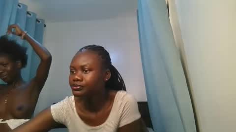 Snapshot of barbie_queen2 chatting on March 28, 2026, 9:42 am queen online show from March 28, 2026, 9:42 am