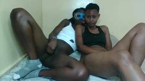 Snapshot of barbies_girles chatting on October 22, 2025, 11:48 pm barbies_girles online show from October 22, 2025, 11:48 pm