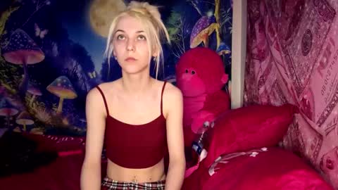 Snapshot of barbieswrld_420 chatting on November 10, 2025, 6:23 am barbieswrld_420 online show from November 10, 2025, 6:23 am