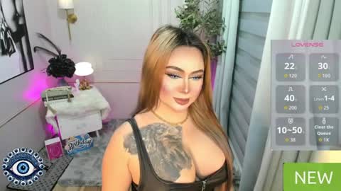 Miss Alexa Fields  online show from August 4, 2026, 11:07 pm