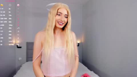 Snapshot of barbimia chatting on May 30, 2026, 2:47 pm Mia online show from May 30, 2026, 2:47 pm