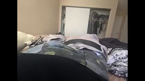 bardjim19 online show from April 28, 2026, 11:10 pm