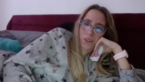 Lena online show from March 3, 2026, 11:05 am