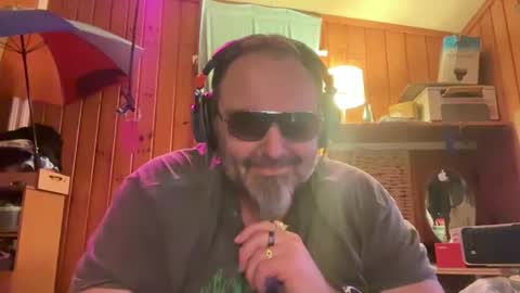 barewolf420 online show from December 1, 2025, 1:16 pm