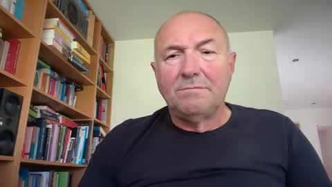 Snapshot of bartvel chatting on April 23, 2026, 10:47 am bartvel online show from April 23, 2026, 10:47 am