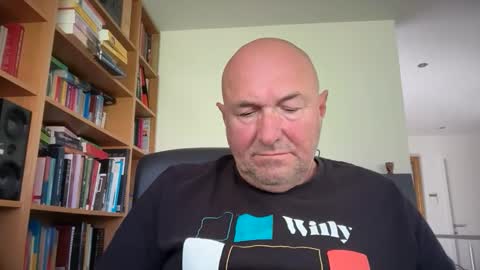 Snapshot of bartvel chatting on April 25, 2026, 10:40 am bartvel online show from April 25, 2026, 10:40 am