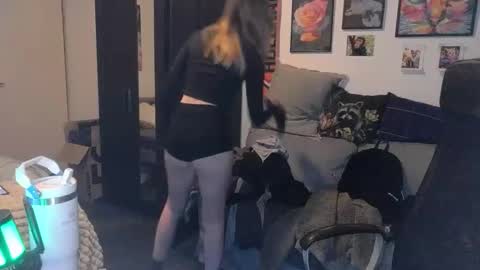 baseddutch online show from October 19, 2025, 8:31 pm