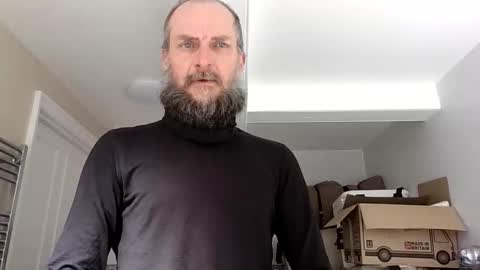 Snapshot of basiccamguy chatting on May 22, 2026, 9:04 am basiccamguy online show from May 22, 2026, 9:04 am