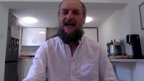 Snapshot of basiccamguy chatting on May 27, 2026, 11:29 am basiccamguy online show from May 27, 2026, 11:29 am