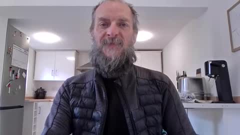 Snapshot of basiccamguy chatting on June 12, 2026, 8:02 am basiccamguy online show from June 12, 2026, 8:02 am