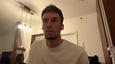 Snapshot of basst23 chatting on January 3, 2025, 11:44 pm basst23 online show from January 3, 2025, 11:44 pm