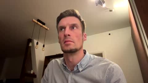 Snapshot of basst23 chatting on February 15, 2025, 8:33 pm basst23 online show from February 15, 2025, 8:33 pm