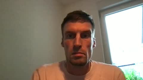 Snapshot of basst23 chatting on October 16, 2025, 1:12 pm basst23 online show from October 16, 2025, 1:12 pm