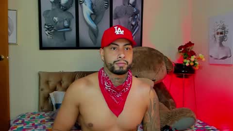 bastian_jones1 online show from February 2, 2025, 7:20 am