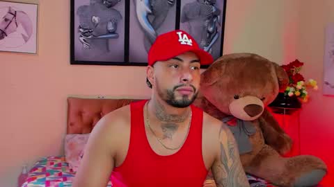 bastian_jones1 online show from February 2, 2025, 9:13 pm