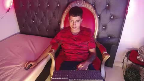 Snapshot of bastian_jonnes chatting on October 4, 2025, 1:42 pm Bastian online show from October 4, 2025, 1:42 pm