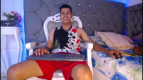 Snapshot of bastian_jonnes chatting on October 12, 2025, 3:16 am Bastian online show from October 12, 2025, 3:16 am