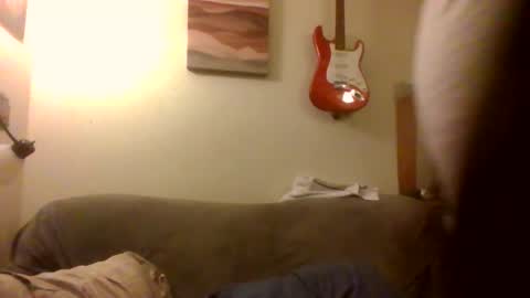 bater420360 online show from April 5, 2026, 9:39 am