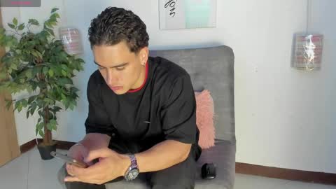 Snapshot of battista_turner chatting on April 18, 2026, 10:21 pm battista online show from April 18, 2026, 10:21 pm