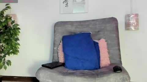 Snapshot of battista_turner chatting on May 27, 2026, 8:06 pm battista online show from May 27, 2026, 8:06 pm