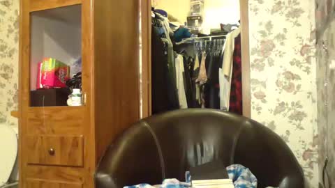 battlewolfxx online show from January 15, 2025, 11:53 am