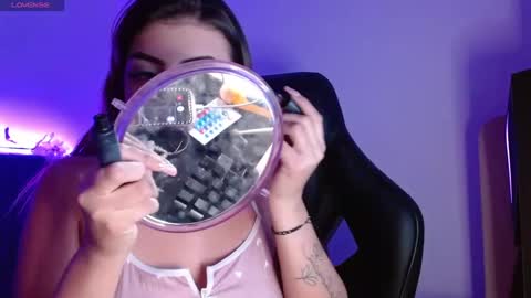 Snapshot of bay_babe chatting on February 1, 2025, 1:23 am bay_babe online show from February 1, 2025, 1:23 am