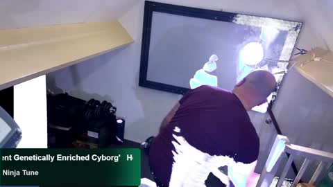 bazzz_8 online show from January 26, 2025, 6:06 pm