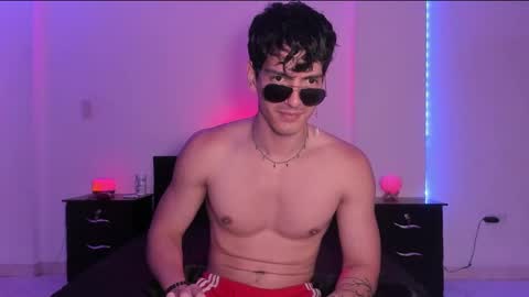 Valentino online show from January 26, 2025, 12:16 am