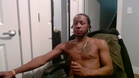 Racks online show from February 3, 2025, 11:47 pm