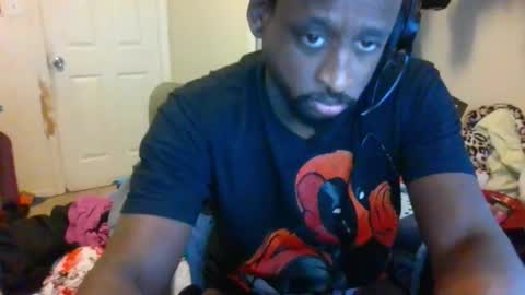 rocker n queen online show from December 16, 2024, 3:00 pm