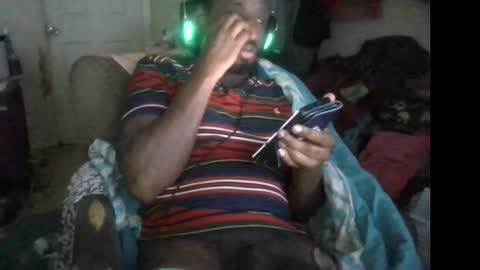 rocker n queen online show from September 16, 2025, 2:51 pm