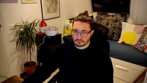 CallMeDaddy online show from December 1, 2024, 5:35 pm