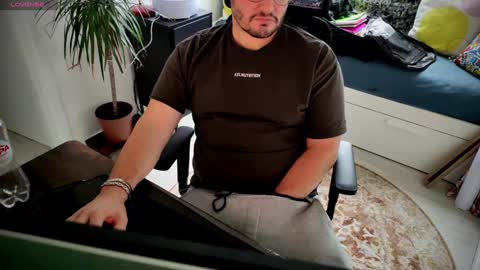 CallMeDaddy online show from December 2, 2024, 2:08 pm