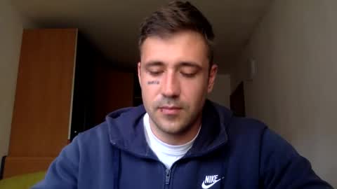 BB Namelezz online show from April 8, 2026, 6:13 am